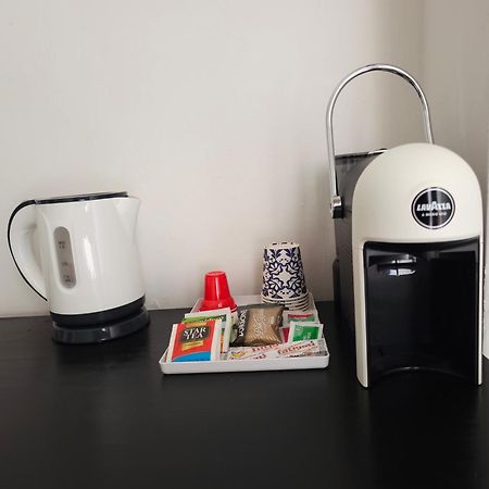 Palermo Amari Bed & Breakfast ภายนอก รูปภาพ