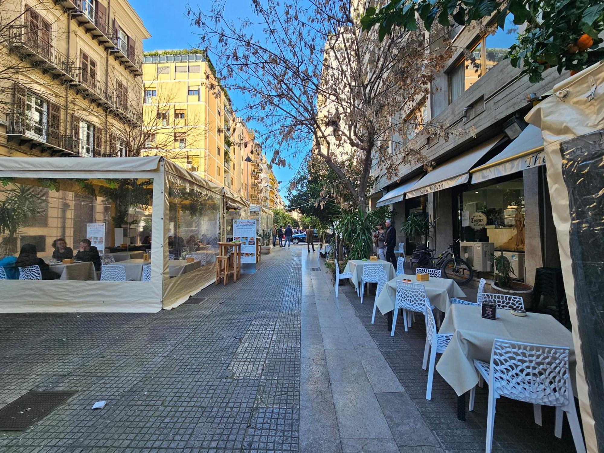 Palermo Amari Bed & Breakfast ภายนอก รูปภาพ